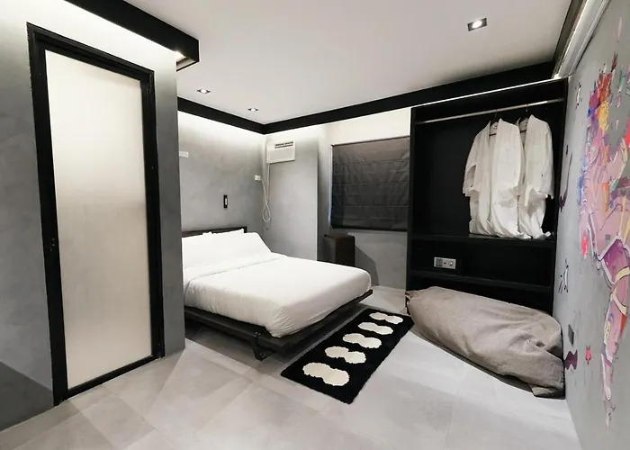 The Kin House - In The Heart Of Poblacion Apartamento Manila