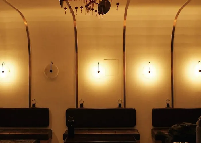 The Kin House - In The Heart Of Poblacion * Manila
